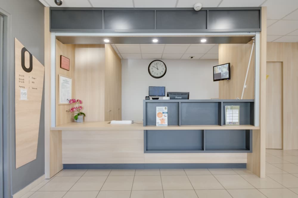 Lobby at B&B HOTEL Frejus Puget-sur-Argens, FREJUS