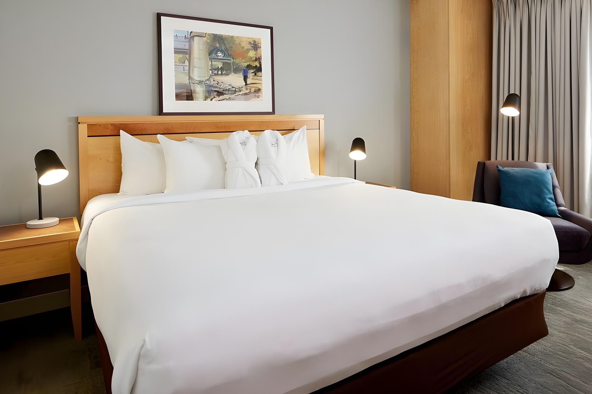 Luxury, Suite