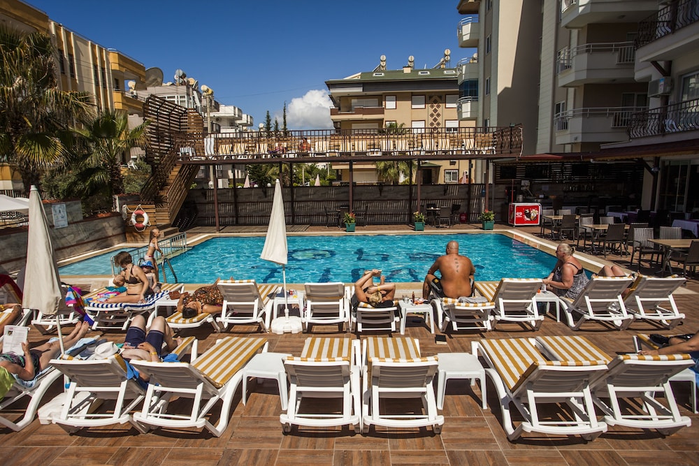 Oba Time Hotel 29/33