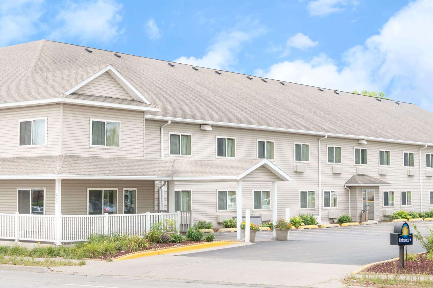 Days Inn by Wyndham Ames 2/33