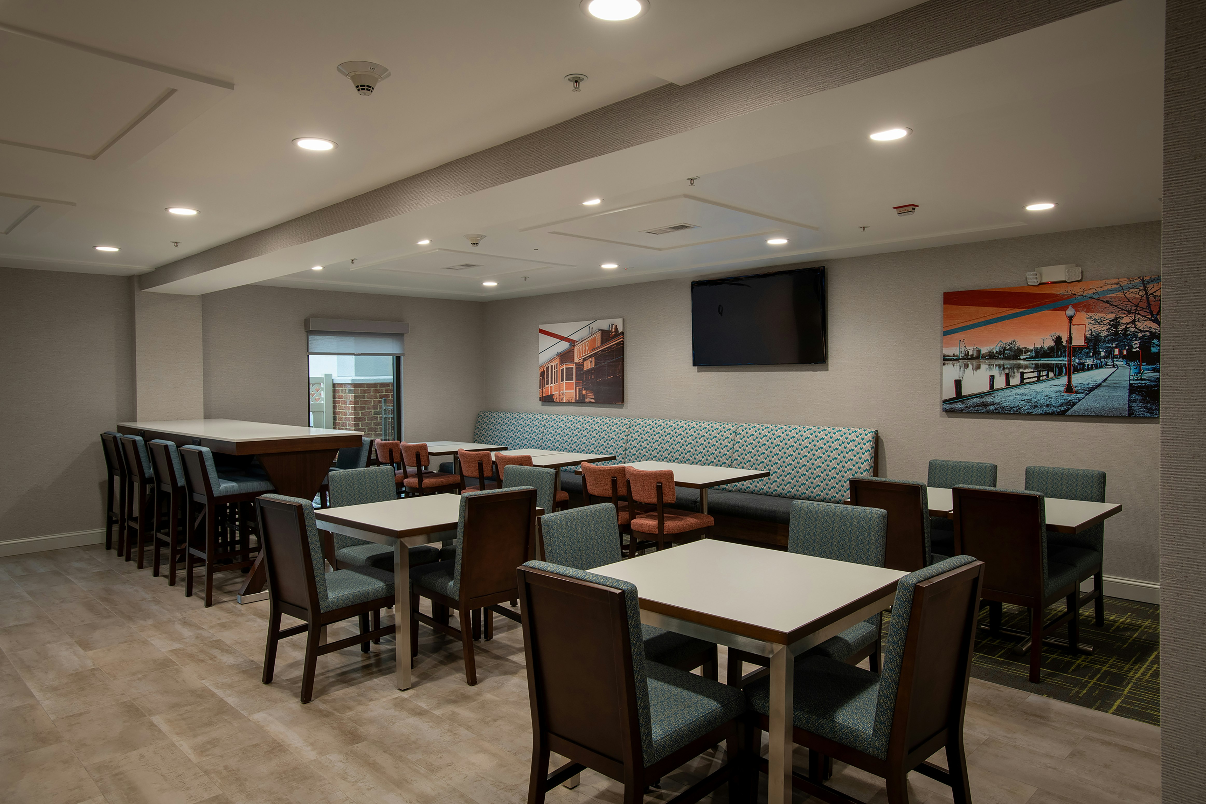 Hampton Inn Seaford 35/47
