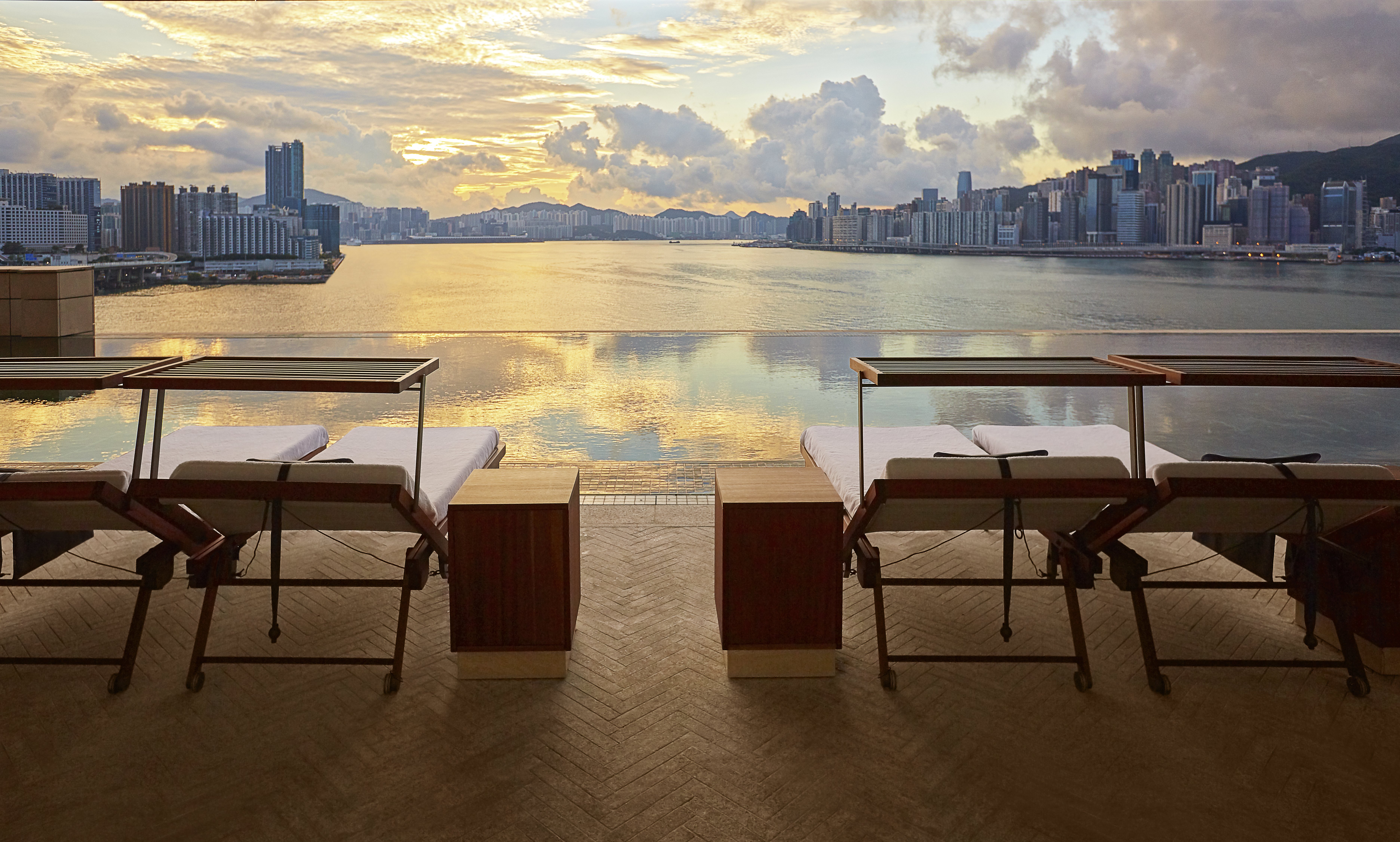 Rosewood Hong Kong 79/85