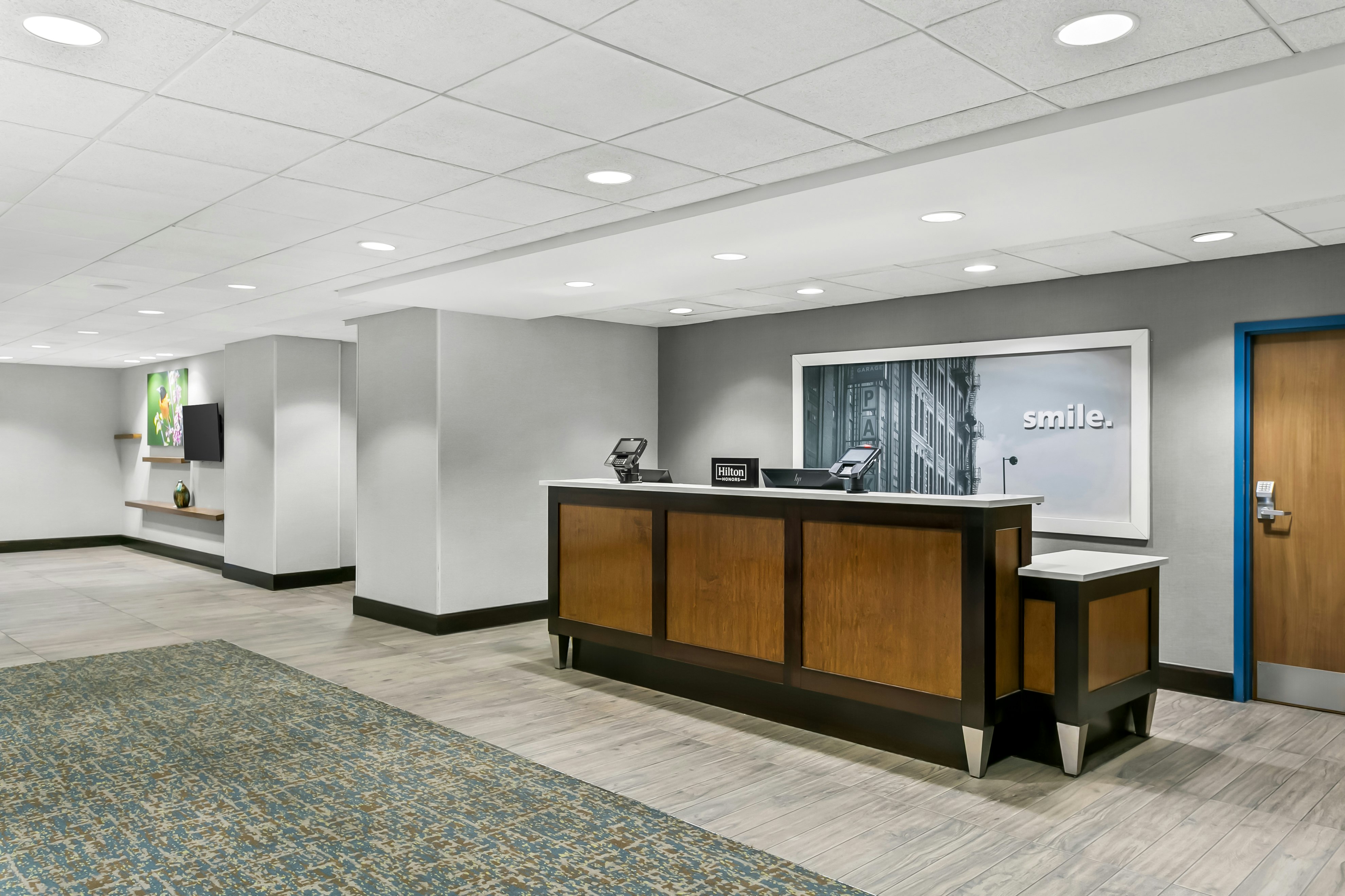 Hampton Inn Suites Baltimore Woodlawn 5/34