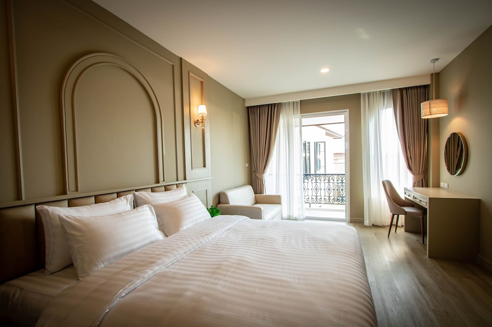 Eurana Boutique Hotel 22/87