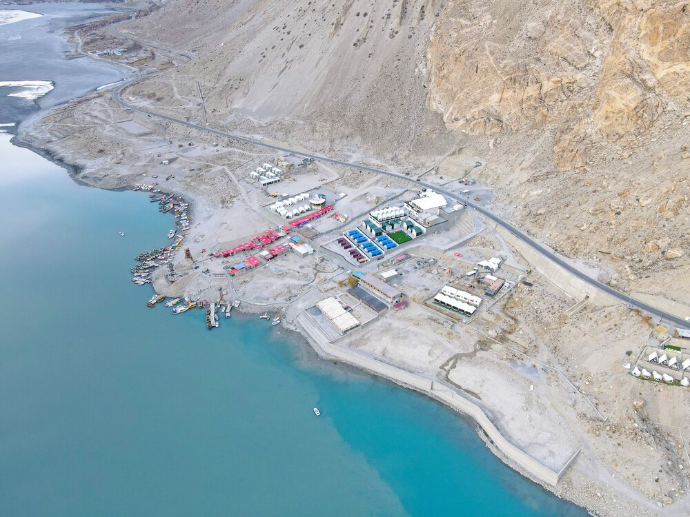 Lodges By Baron Hunza Attabad Lake 42/49