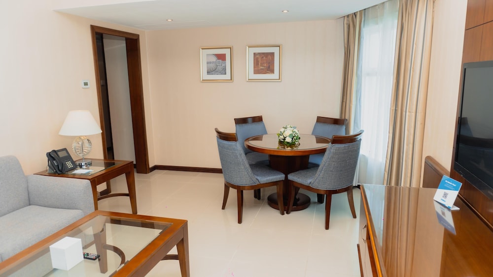Oceanic Khorfakkan Resort And Spa 56/76