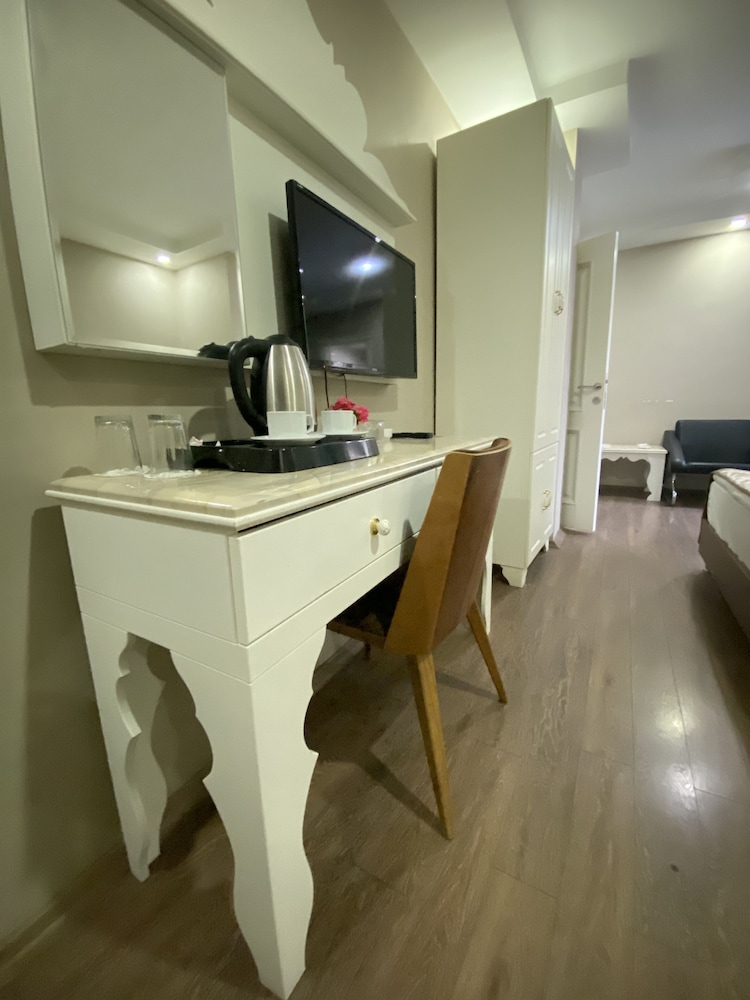 Kent Ani Hotel 29/33