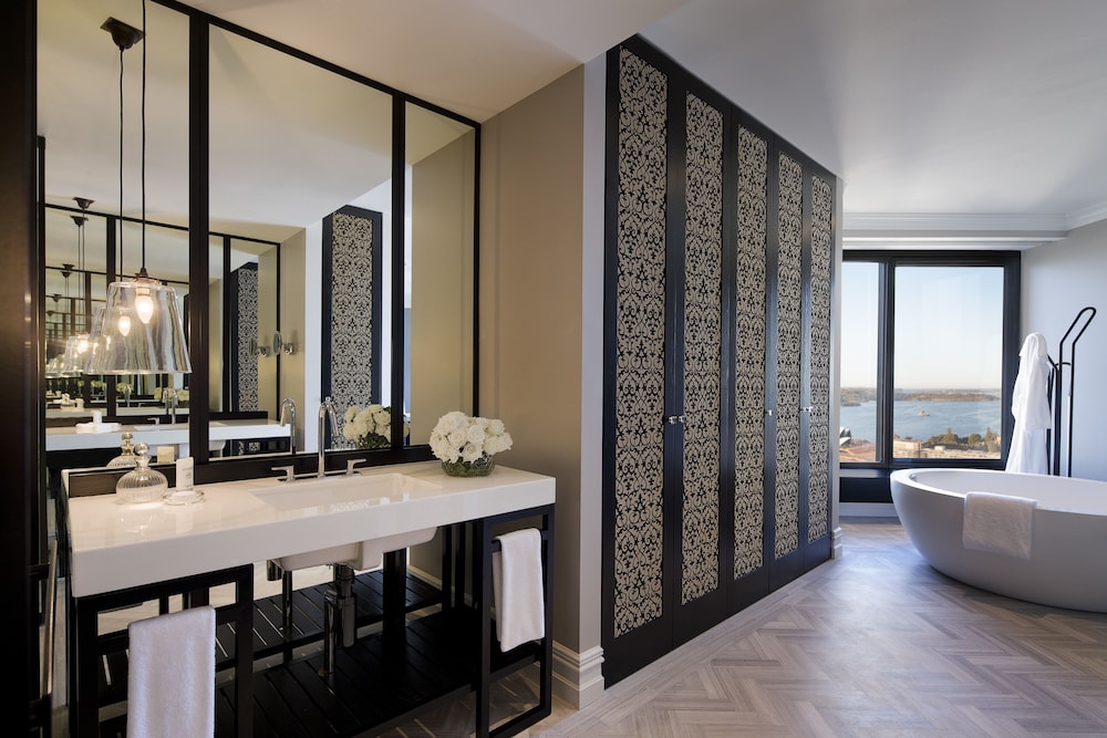 Four Seasons Hotel Sydney 19/43