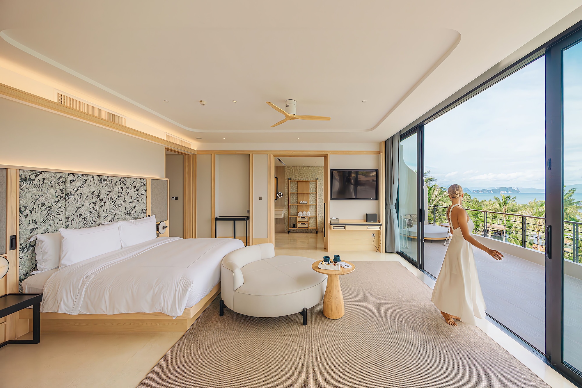 Pool Penthouse, King Bed, Sea View