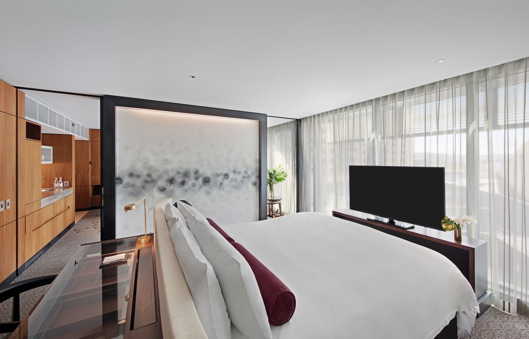 JEWEL, CITY, SPA, SUITE
