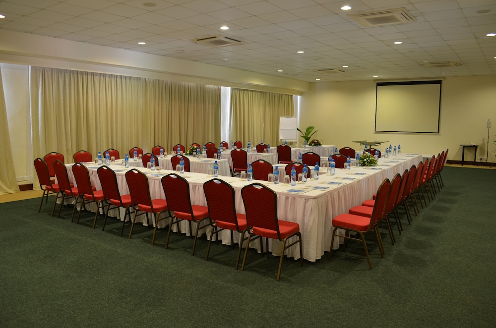 Baobab Beach Resort 60/72