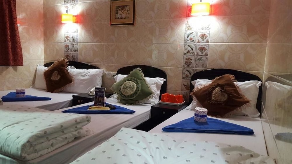 Marrigold Hostel 48/64