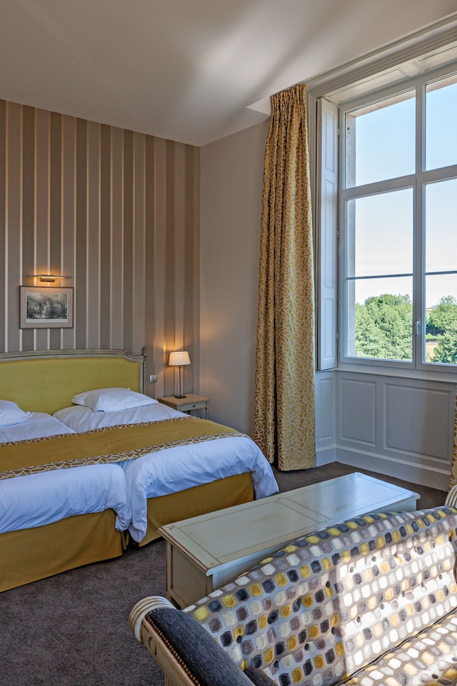 Chateau Sainte Sabine 33/53