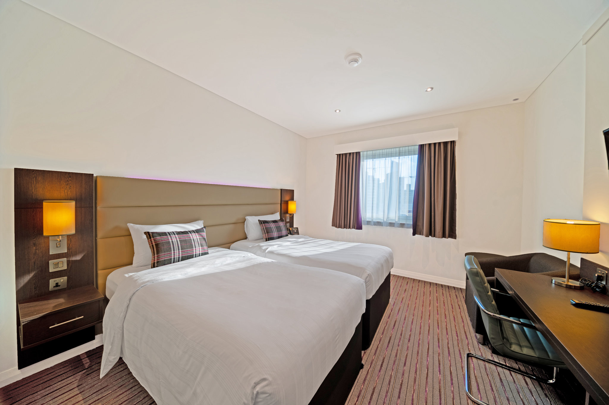 Room, Twin Beds