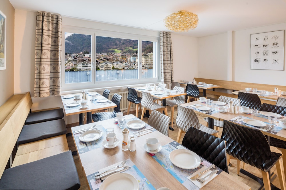 Merkur Hotel Interlaken 35/50