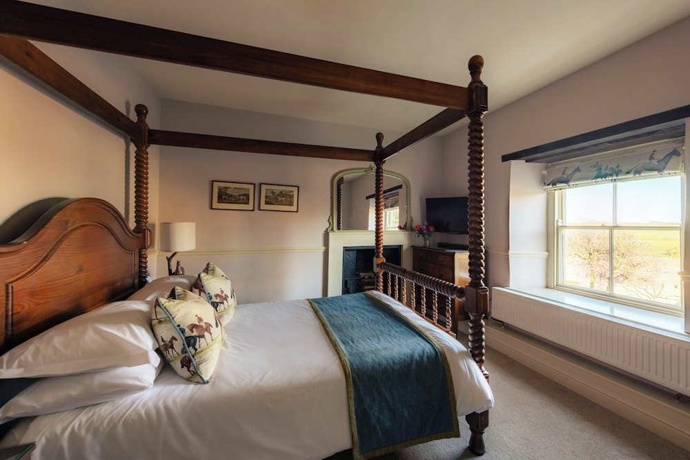 The White Swan Hotel 11/44