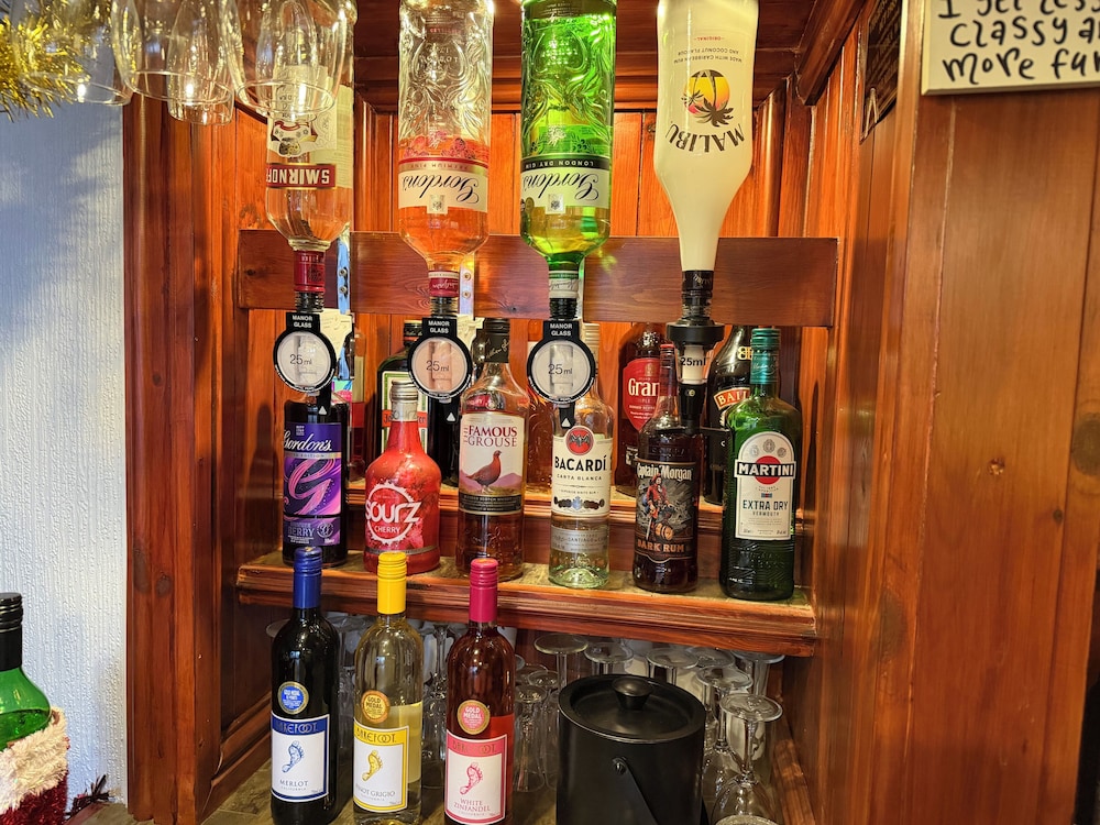 Ivydene Hotel 23/50