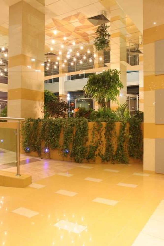 Trakia Plaza Hotel and Apartments 8/27