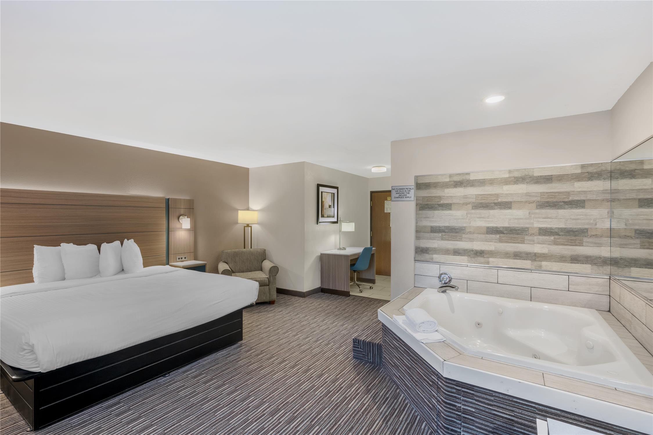 Best Western Port Columbus 12/45