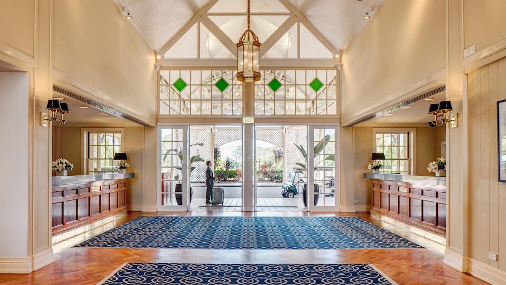 Intercontinental Sanctuary Cove 47/76
