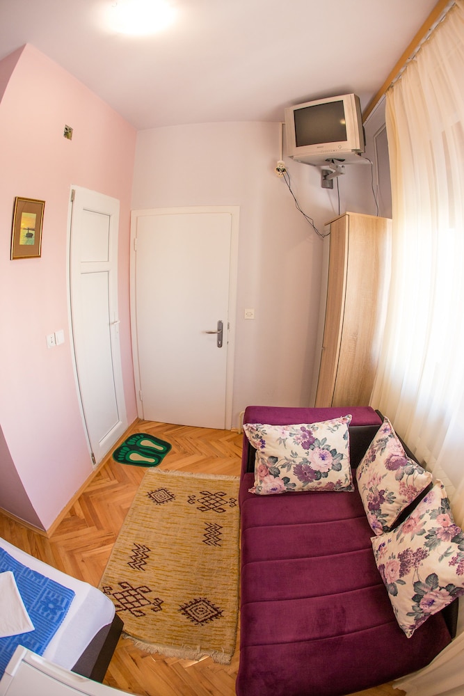 Guest House Blue Coast 42/63