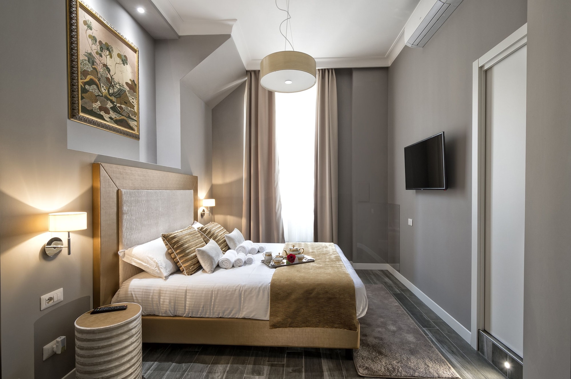 ROOM, DOUBLE BED, CITY VIEW
