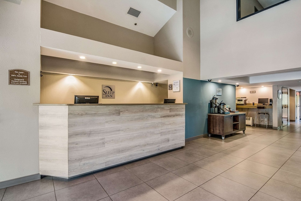 Sleep Inn Fort Mill near Carowinds Blvd. 12/46