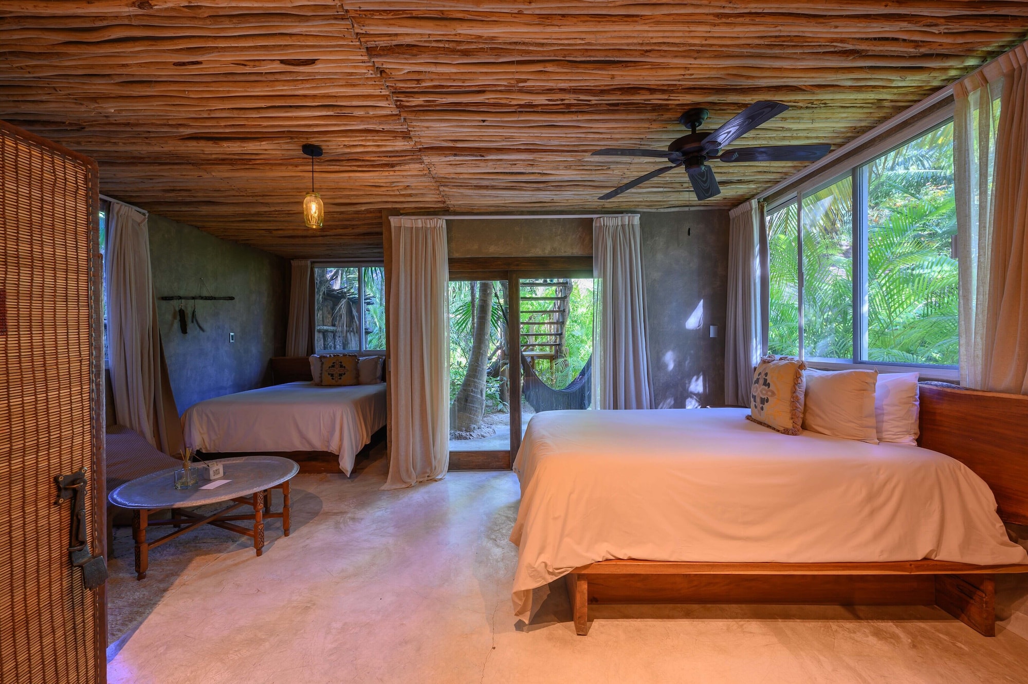 Jungle, Deluxe, King Bed, Garden View