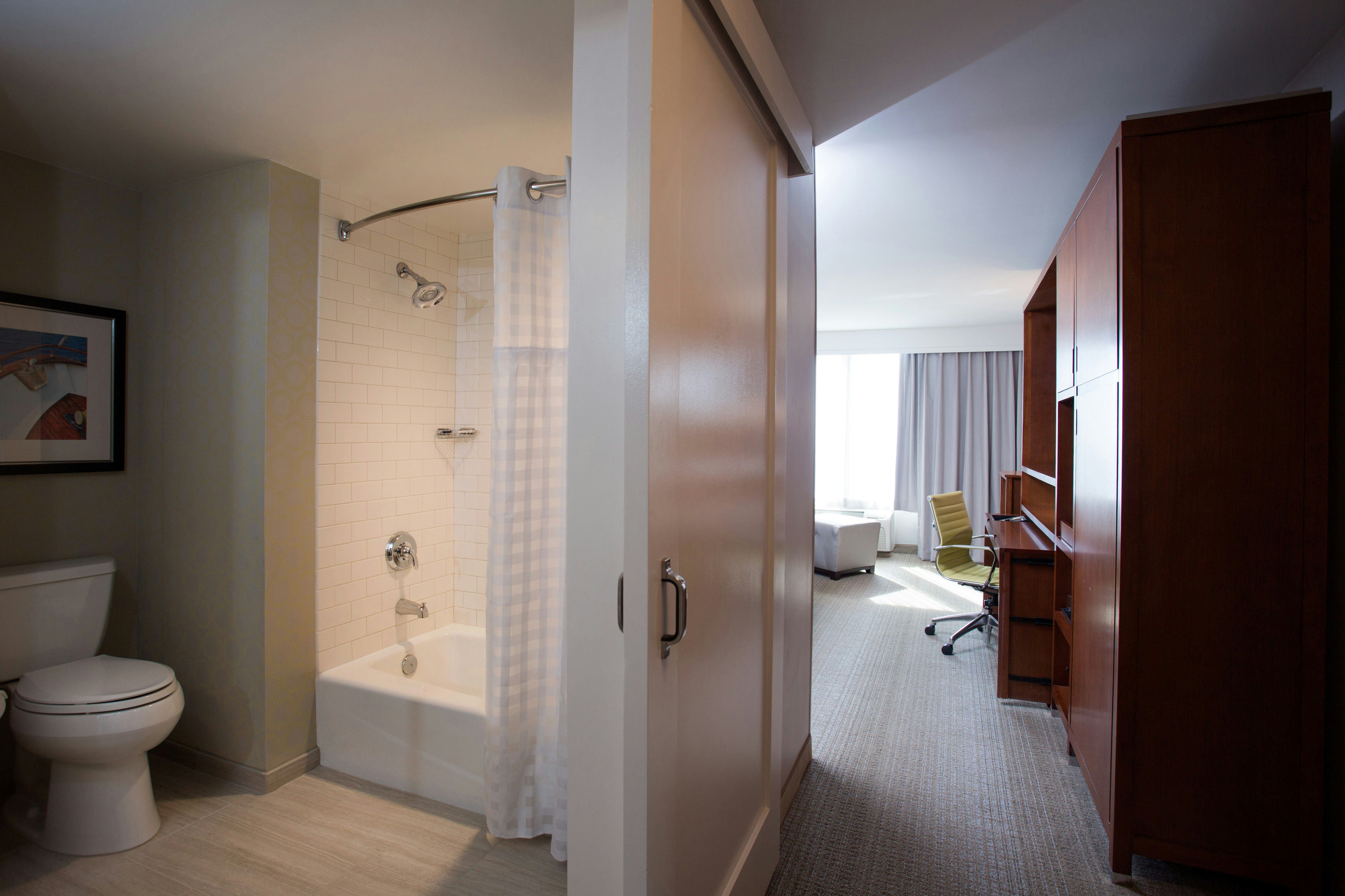 ROOM, 2 QUEEN BEDS