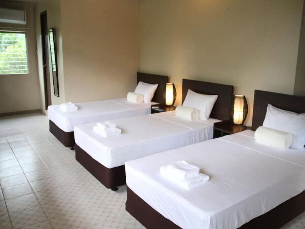 Dw Motel Palau 8/21