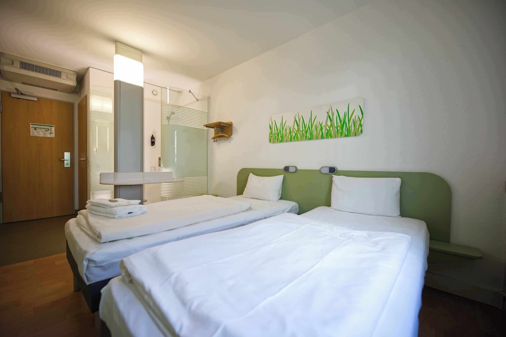 STANDARD, TWIN BEDS