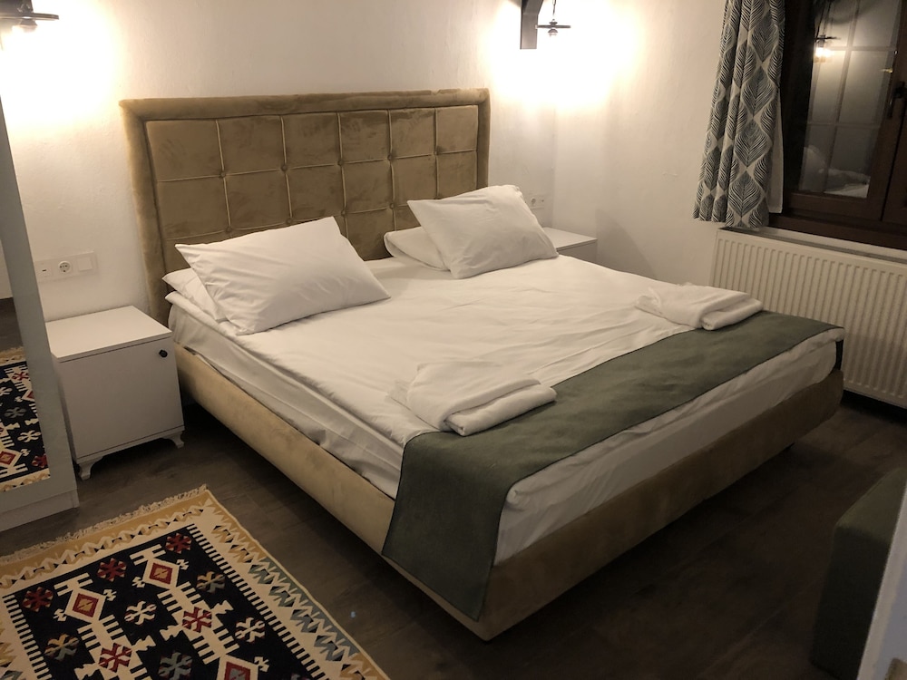 Polonezkoy Country Club 13/50