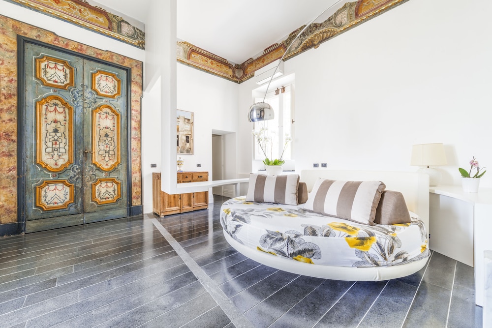 Palazzo Murat Hotel 46/57