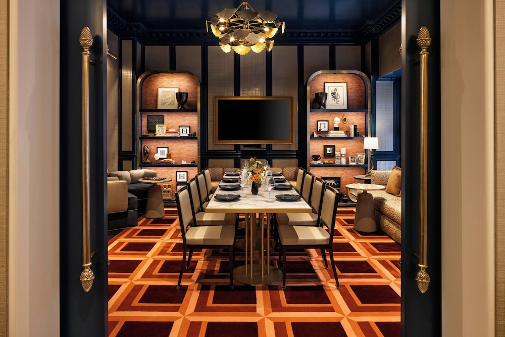 The Talbott Hotel 60/65