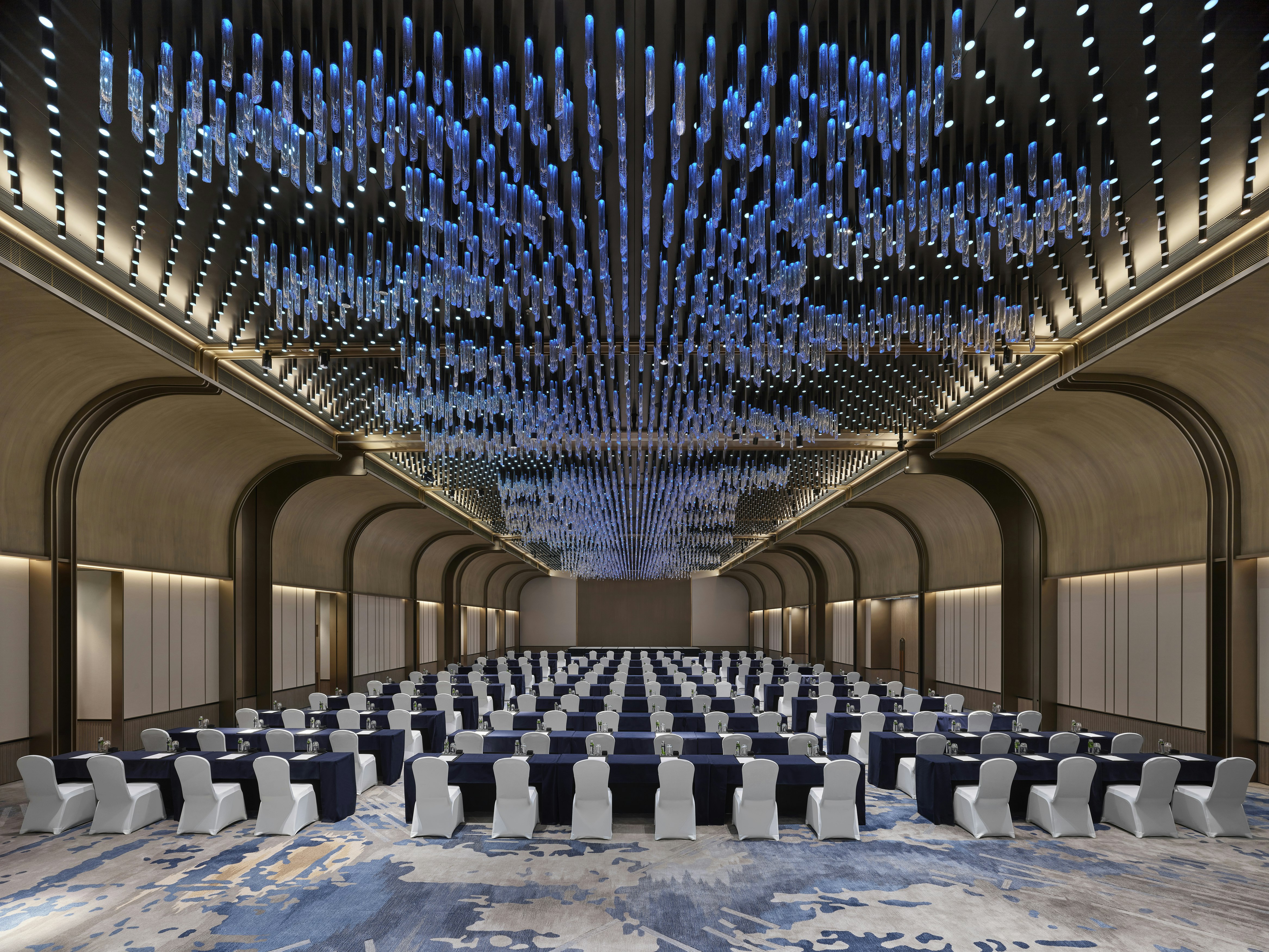 Hilton Shanghai Greater Hongqiao 29/30