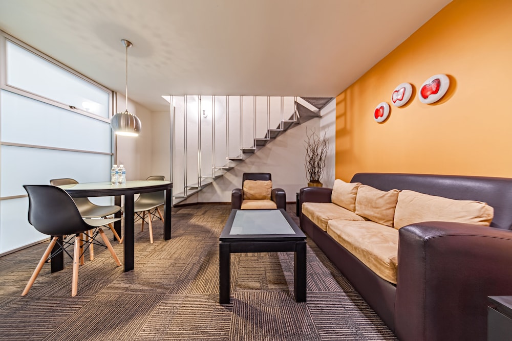 Suites Teca Once 42/62