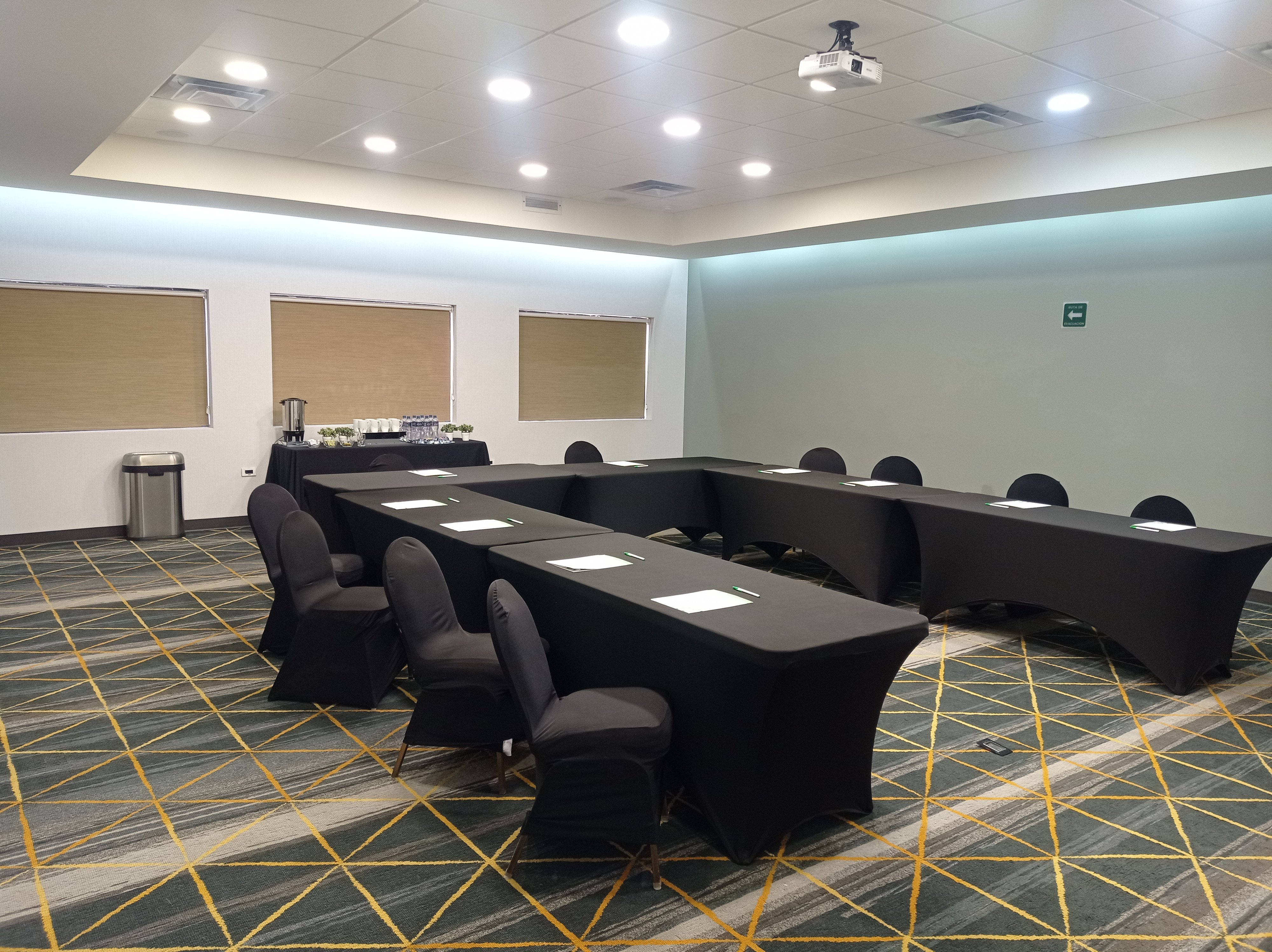 Holiday Inn Hotel And Suites Chihuahua 23/36