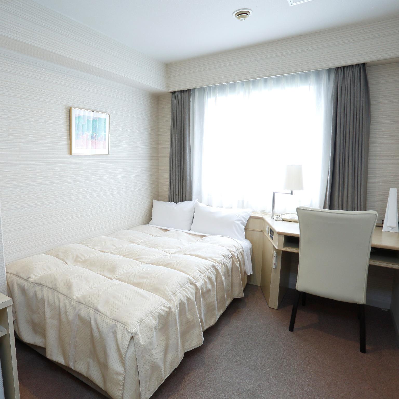 Semi Room, Standard, Semi Double Bed, Smoking