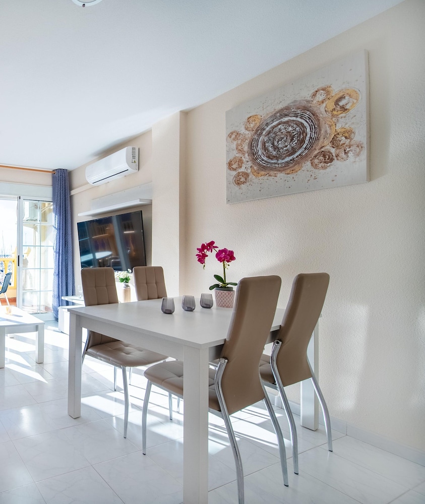 APARTAMENTOS MARINA INTERNACIONAL 5/50