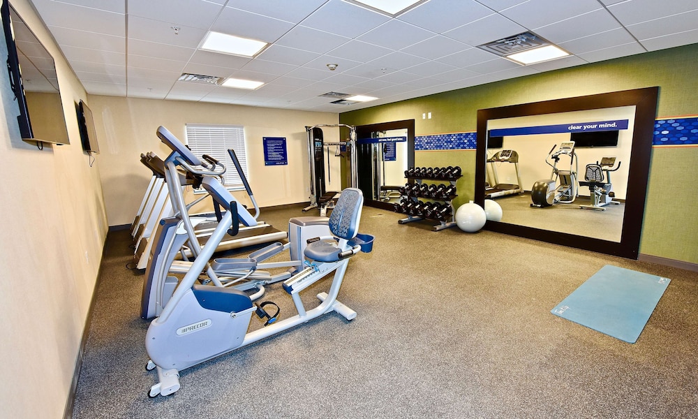 Hampton Inn Kirksville 34/62