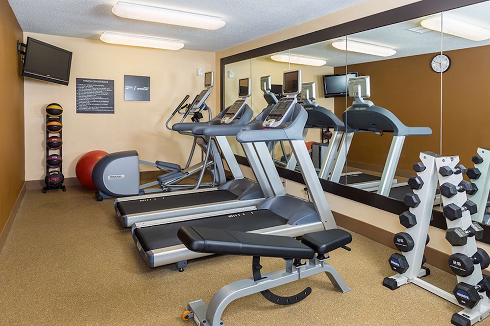 MainStay Suites Grand Rapids, MI 15/43