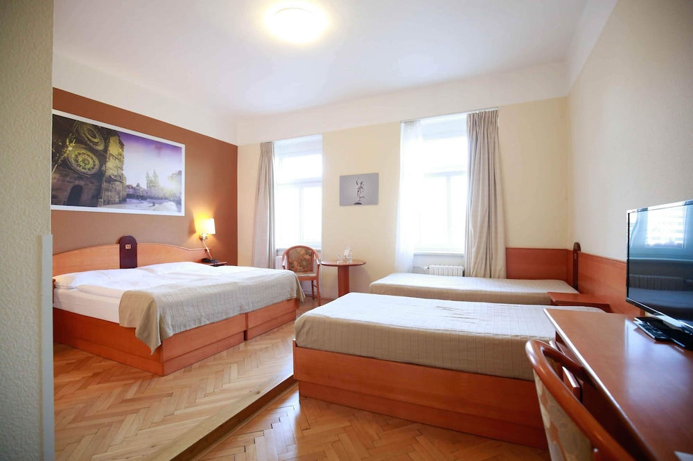 Hotel Merkur 5/63