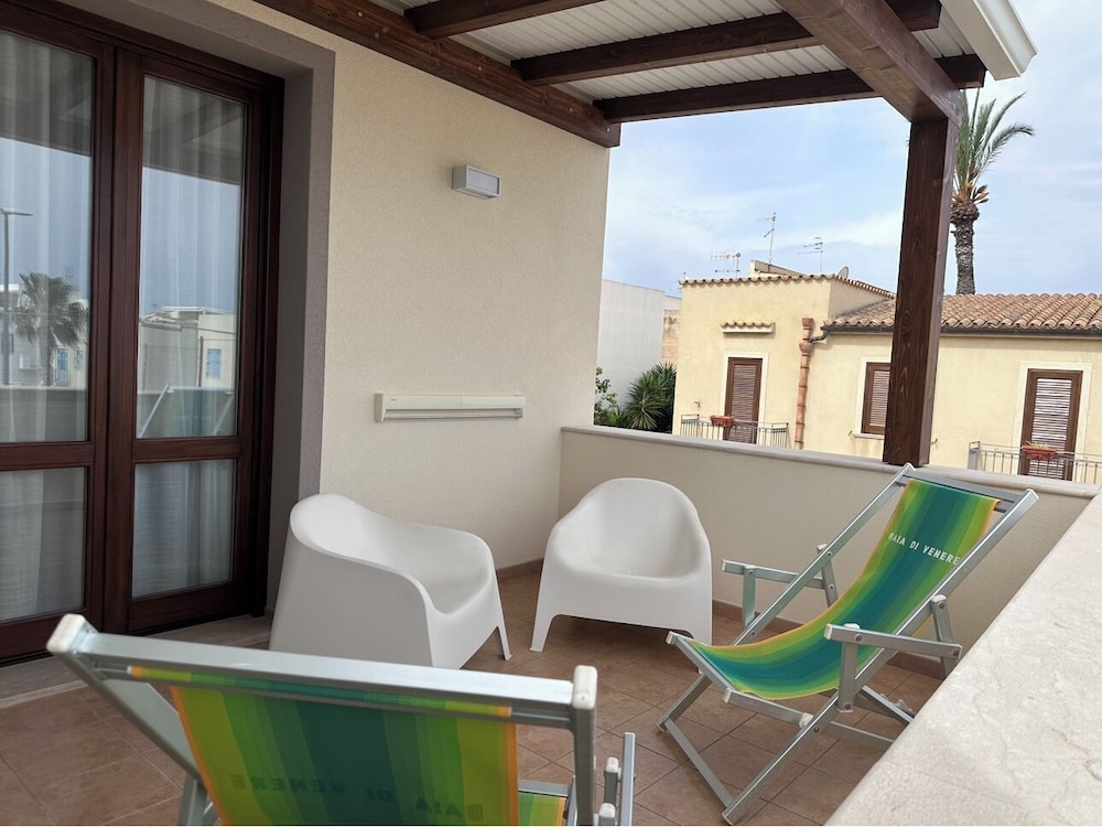 Hotel Baia Di Venere 34/50