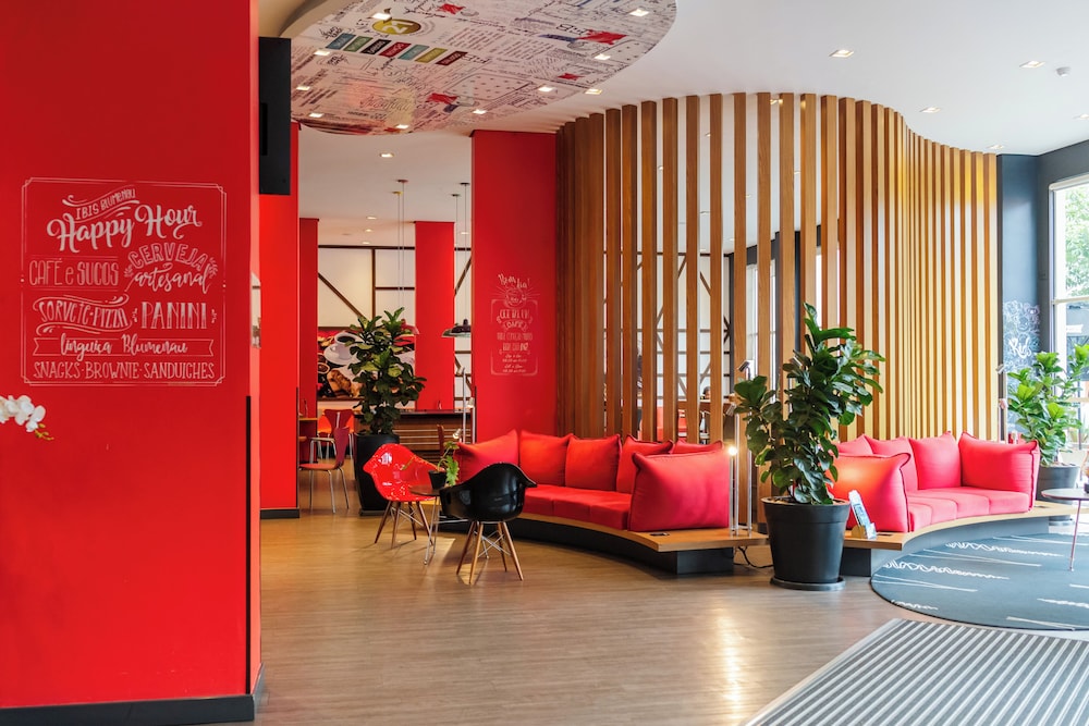 Ibis Blumenau 45/66