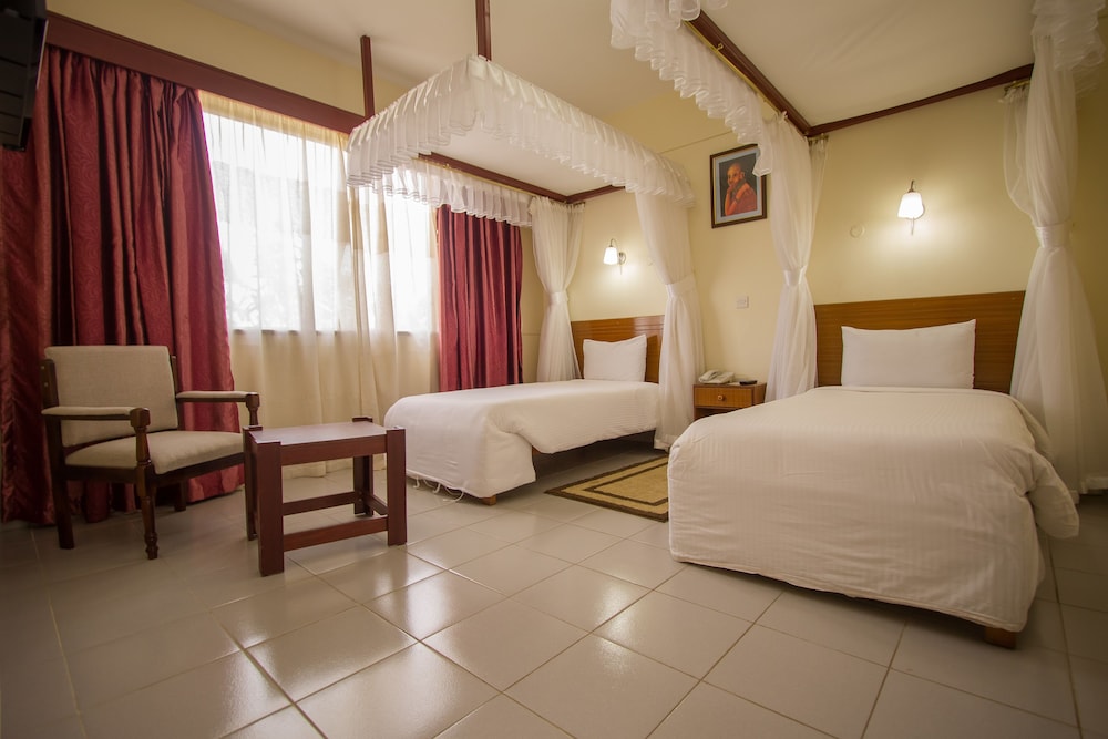 Sirikwa Hotel photo3