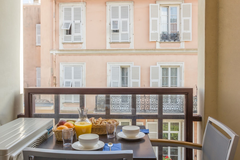 Residence Pierre Vacances Les Citronniers 32/50