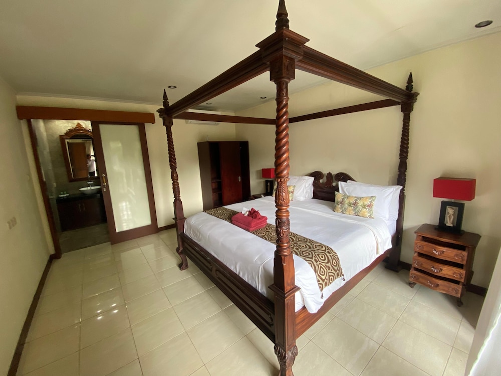 Sekuta Condo Suites 19/60