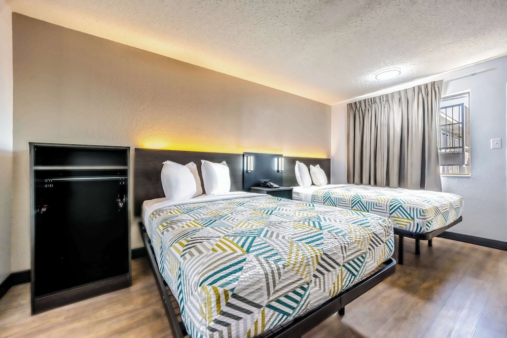 Motel6 Fort Worth, TX - East 30/45