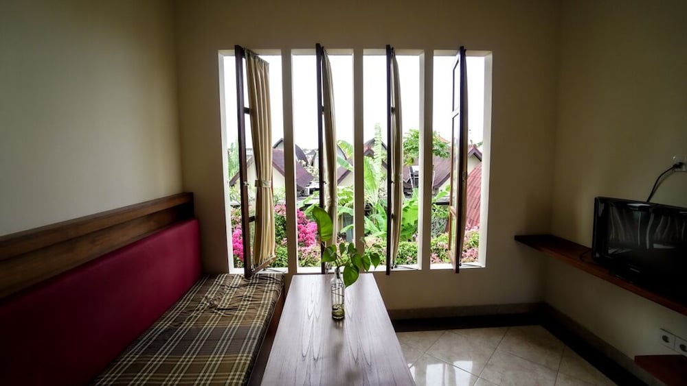 The Janan Villa 38/65