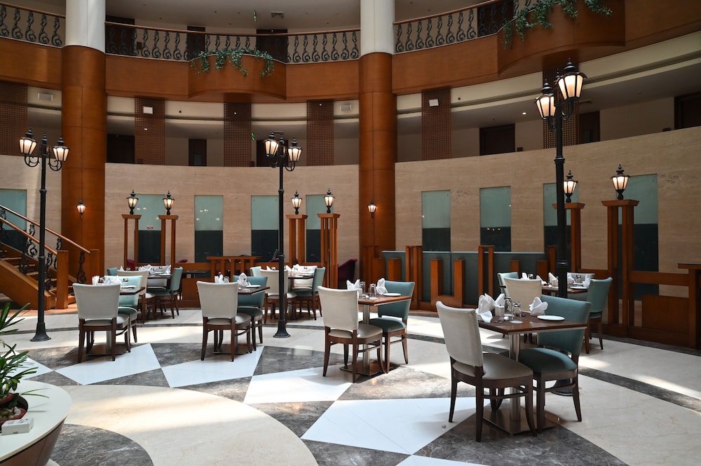 Savoy Suites Greater Noida 49/61